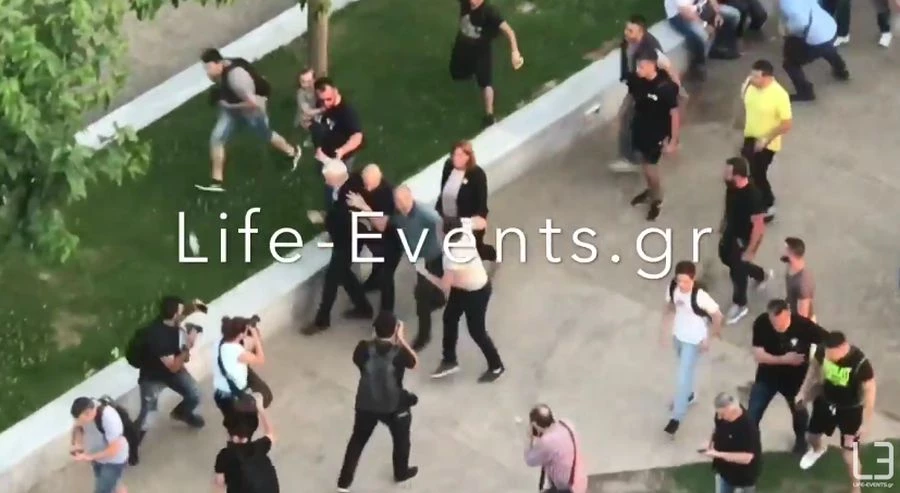 Αγρια επίθεση δεκάδων ατόμων στον Γιάννη Μπουτάρη: Μπουνιές, κλωτσιές… – Βίντεο